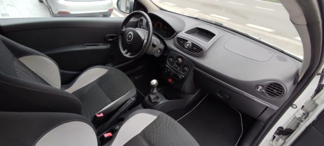 RENAULT Clio usata, con MP3