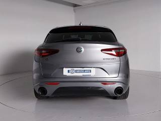 ALFA ROMEO Stelvio usata, con Portellone posteriore elettrico