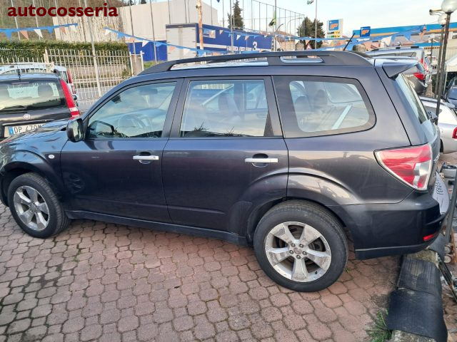 SUBARU Forester usata, con Tetto panorama
