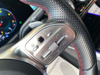 MERCEDES-BENZ GLA 200 usata, con Touch screen