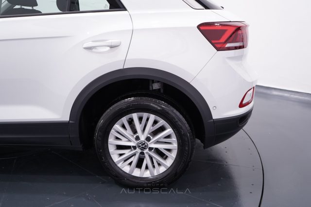 VOLKSWAGEN T-Roc usata 30