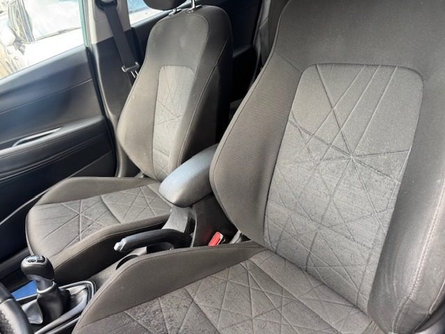 HYUNDAI Bayon usata, con Park Distance Control