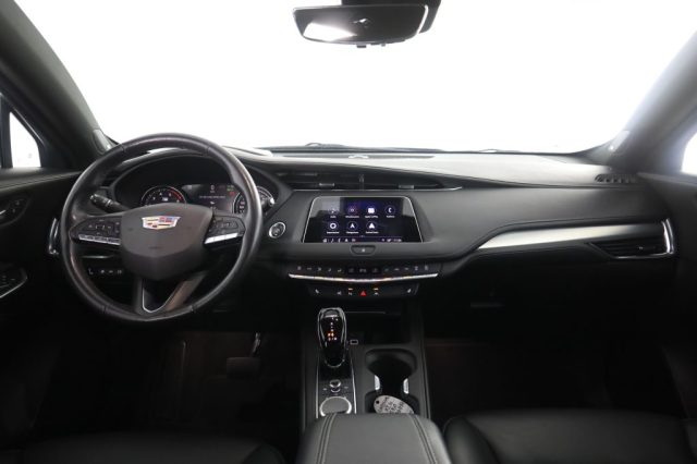 CADILLAC XT4 usata 4