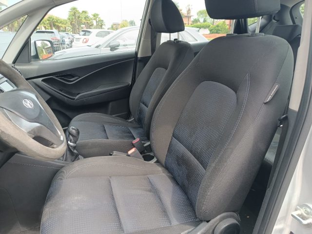 HYUNDAI iX20 usata, con Alzacristalli elettrici