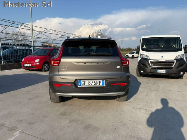 VOLVO XC40 usata, con Alzacristalli elettrici