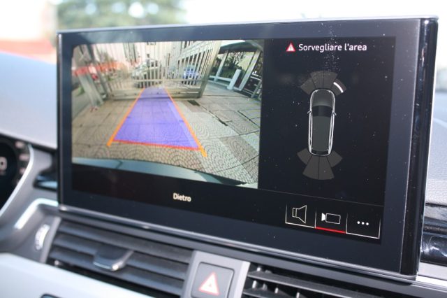 AUDI A4 usata, con Fari LED