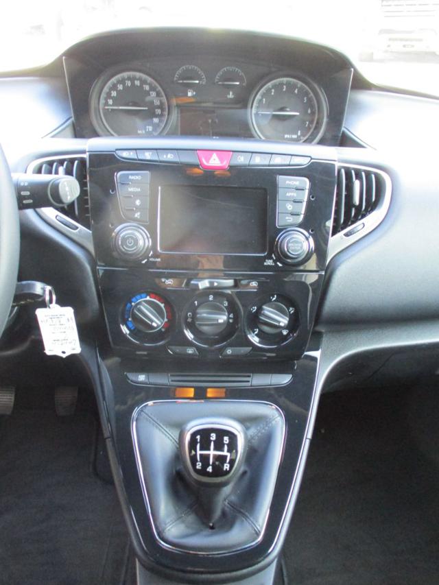 LANCIA Ypsilon usata, con Sensori di parcheggio posteriori