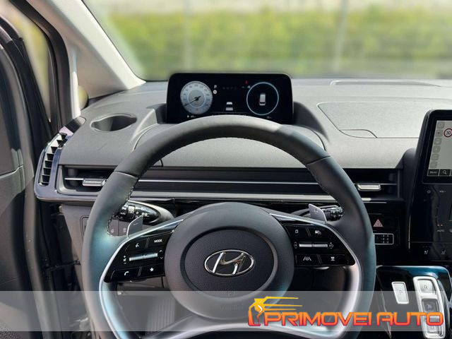 HYUNDAI Staria usata, con ABS