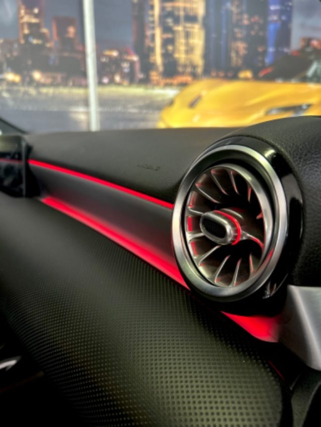 MERCEDES-BENZ A 45 AMG usata, con Telecamera per parcheggio assistito