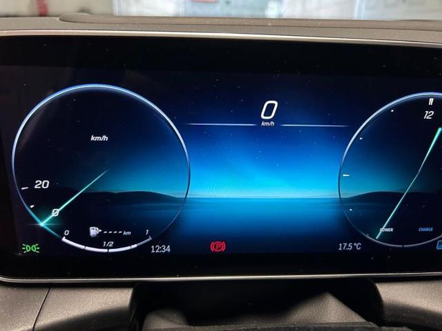 MERCEDES-BENZ GLC 200 usata, con Divisori per bagagliaio