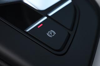 AUDI A4 usata, con Sensori di parcheggio anteriori