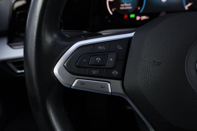 VOLKSWAGEN Golf usata, con Bracciolo