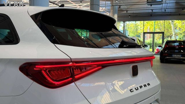 CUPRA Leon usata, con USB