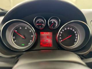 OPEL Insignia usata, con USB