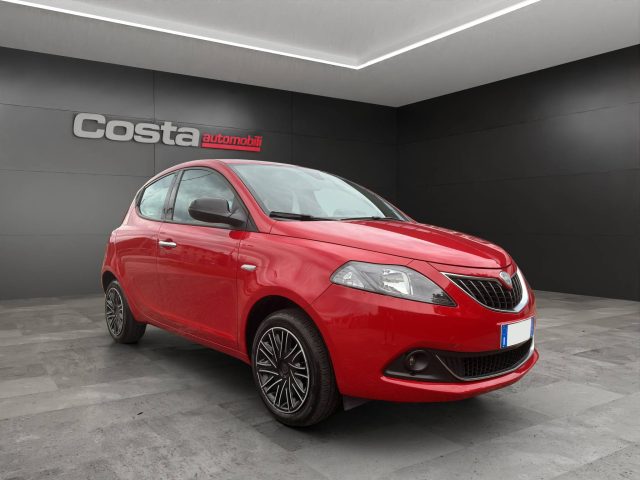 LANCIA Ypsilon usata, con Fendinebbia