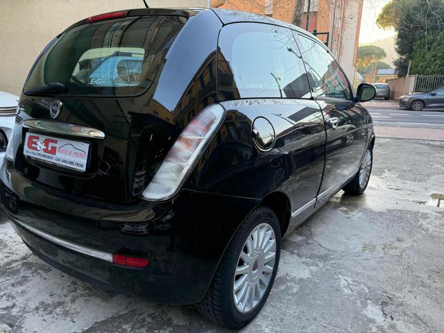 LANCIA Ypsilon usata, con Chiusura centralizzata