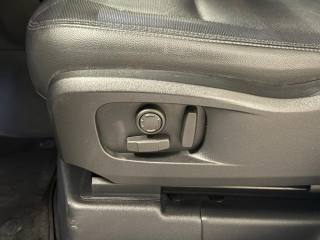 LAND ROVER Defender usata 23