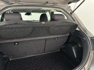 TOYOTA Yaris usata, con Servosterzo