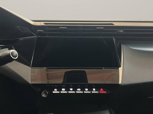 PEUGEOT 408 usata, con USB