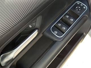 MERCEDES-BENZ GLA 250 usata, con Chiusura centralizzata