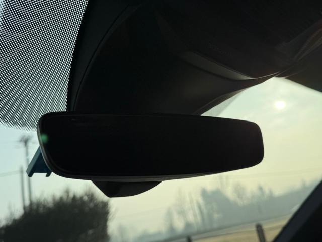 VOLKSWAGEN T-Roc usata, con Sedile posteriore sdoppiato