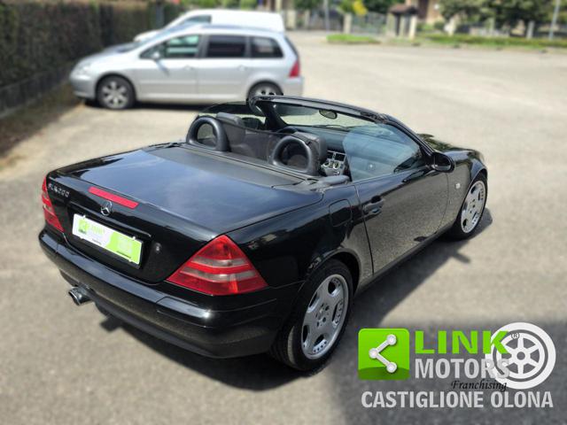 MERCEDES-BENZ SLK 230 usata 16