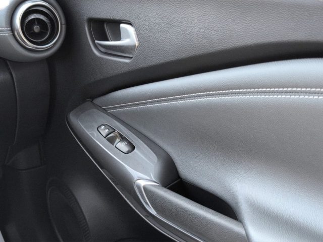 NISSAN Juke usata, con USB