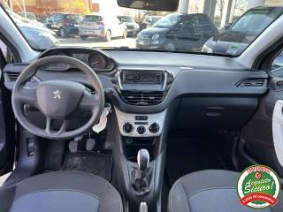 PEUGEOT 208 usata, con Autoradio