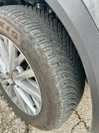 VOLKSWAGEN T-Roc usata, con Airbag testa