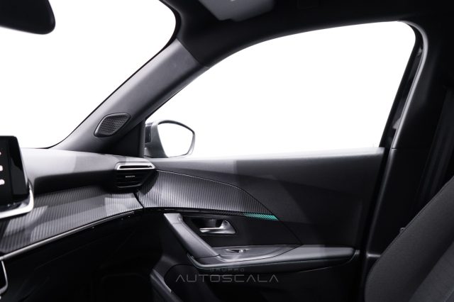 PEUGEOT 2008 usata, con Luci diurne LED