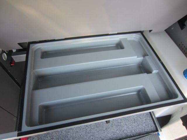 VOLKSWAGEN T5 usata 98