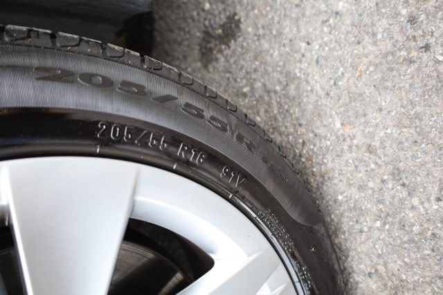 VOLKSWAGEN Golf Variant usata 132