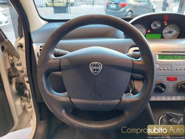 LANCIA Ypsilon usata 12
