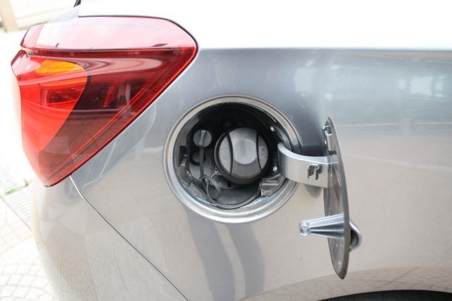 OPEL Corsa usata, con Specchietti laterali elettrici