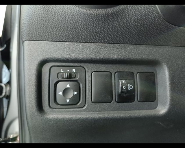 MITSUBISHI Space Star usata, con Sedile posteriore sdoppiato