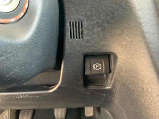 TOYOTA Avensis usata, con Sensore di luce