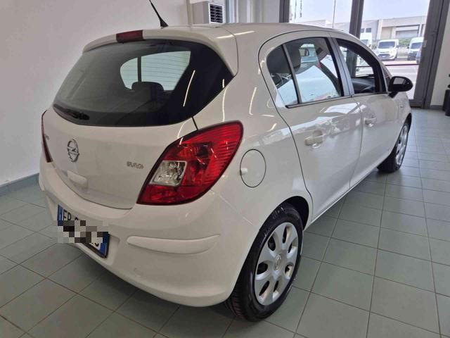 OPEL Corsa usata, con Servosterzo