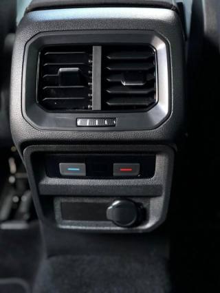VOLKSWAGEN Tiguan usata, con Climatizzatore automatico, 3 zone