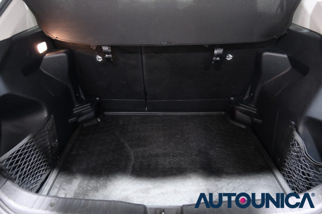 TOYOTA Yaris Cross usata 54