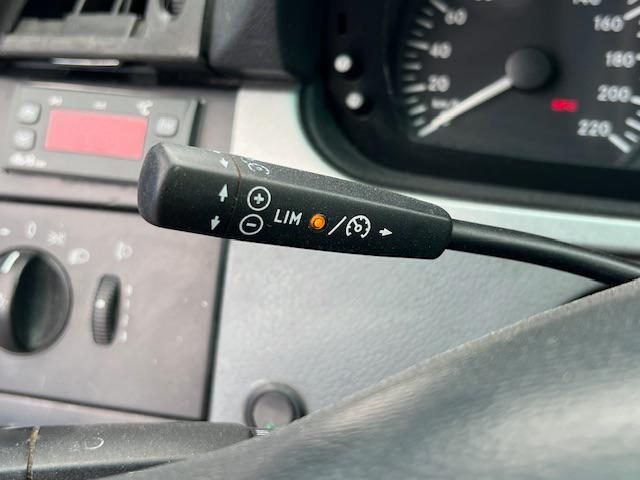 MERCEDES-BENZ Viano usata, con Climatizzatore automatico, 2 zone