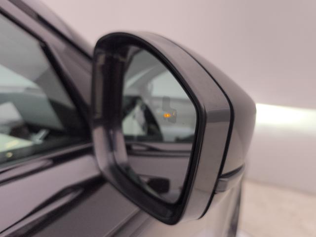 LAND ROVER Range Rover Velar usata, con Bluetooth