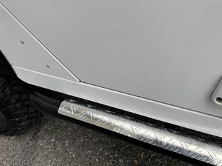 LAND ROVER Defender usata 10