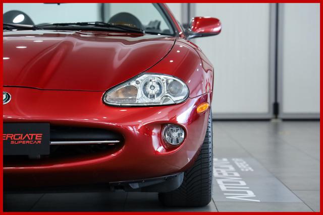 JAGUAR XK8 usata, con Fendinebbia