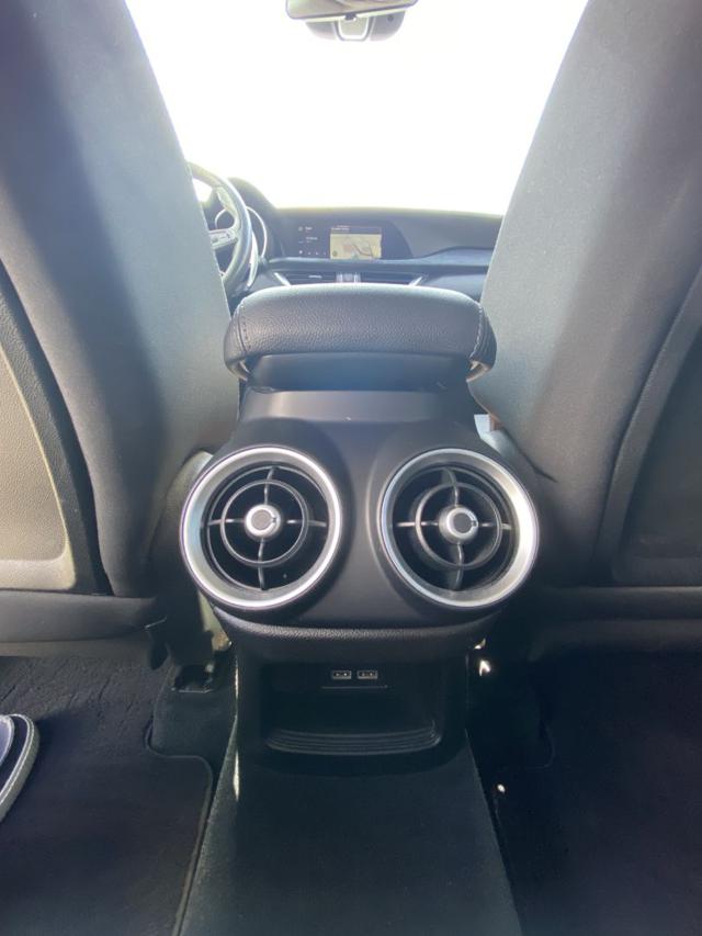 ALFA ROMEO Stelvio usata 37