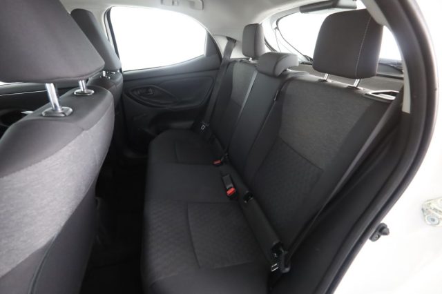 TOYOTA Yaris usata 3