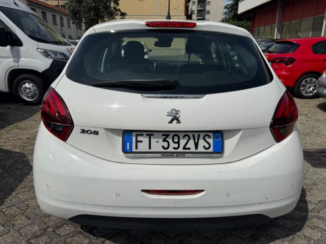 PEUGEOT 208 usata, con Autoradio