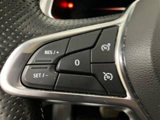 RENAULT Captur usata, con Sensori di parcheggio posteriori