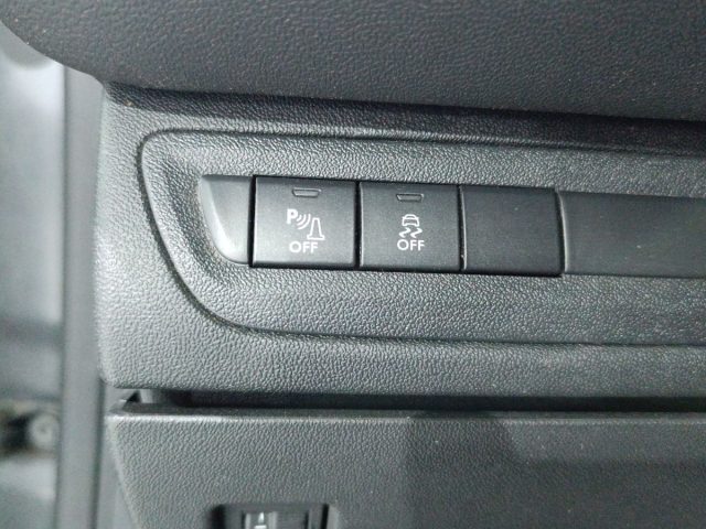 PEUGEOT 208 usata 18