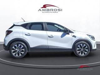 RENAULT Captur usata 4