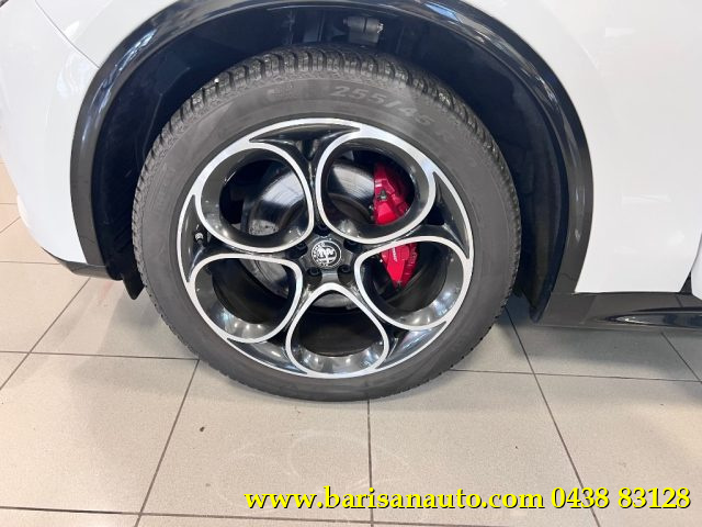 ALFA ROMEO Stelvio usata, con Controllo automatico clima
